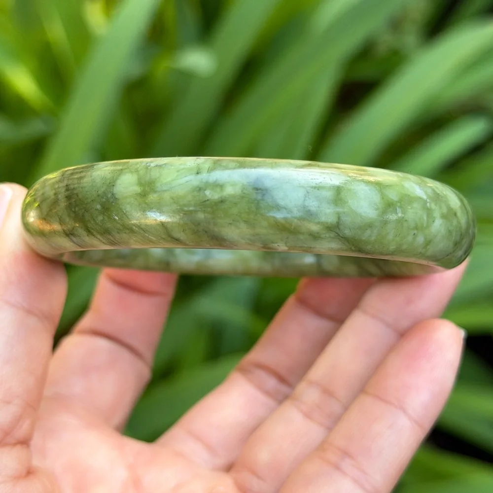 63mm inner diameter‎ green xiuyu jade bangle 0631